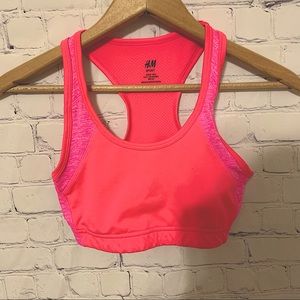 ✨BOGO✨ H&M Hot Pink Sports bra